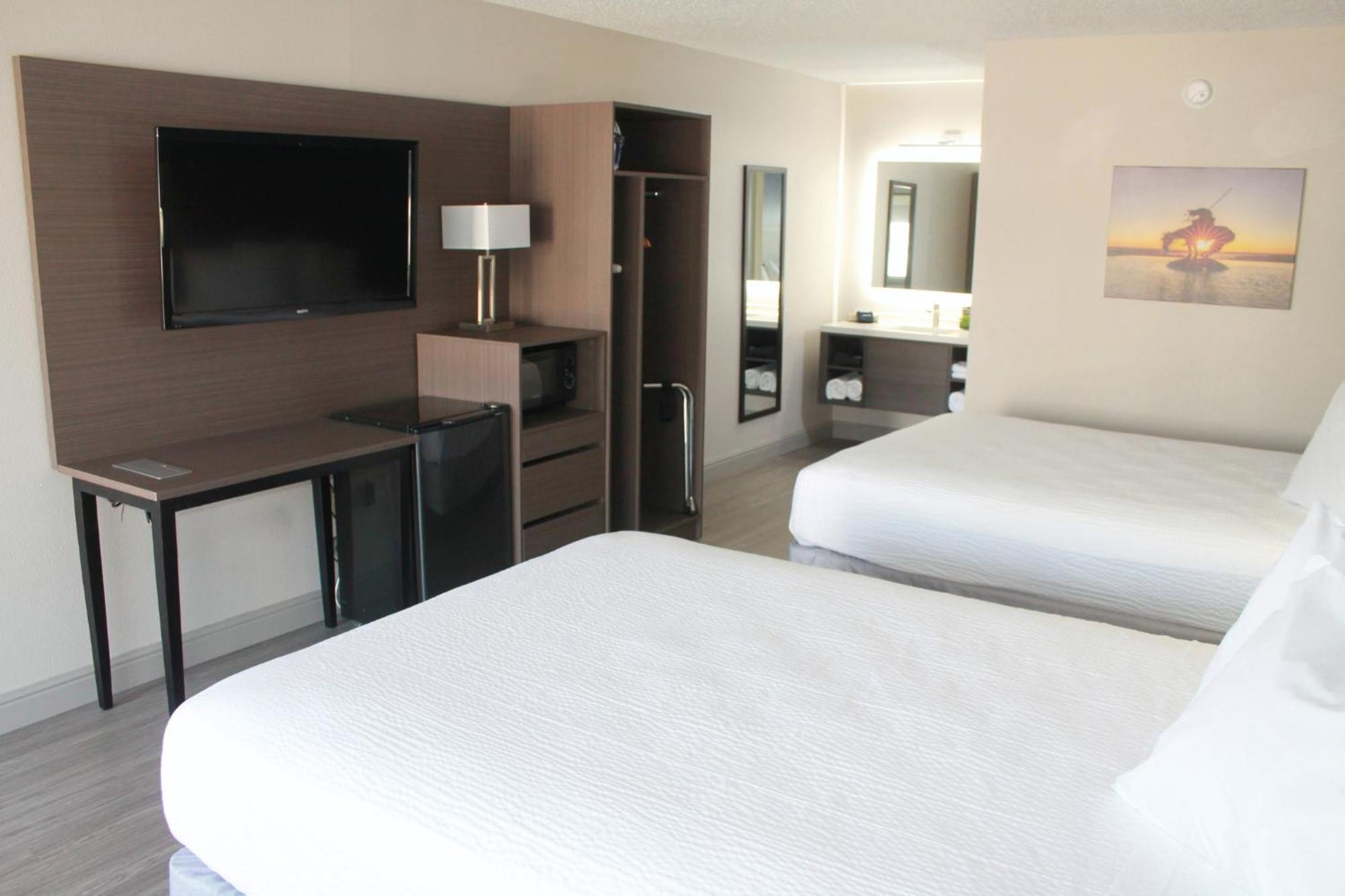 Angel Inn Near Imax, A Travelodge By Wyndham Branson Exteriör bild
